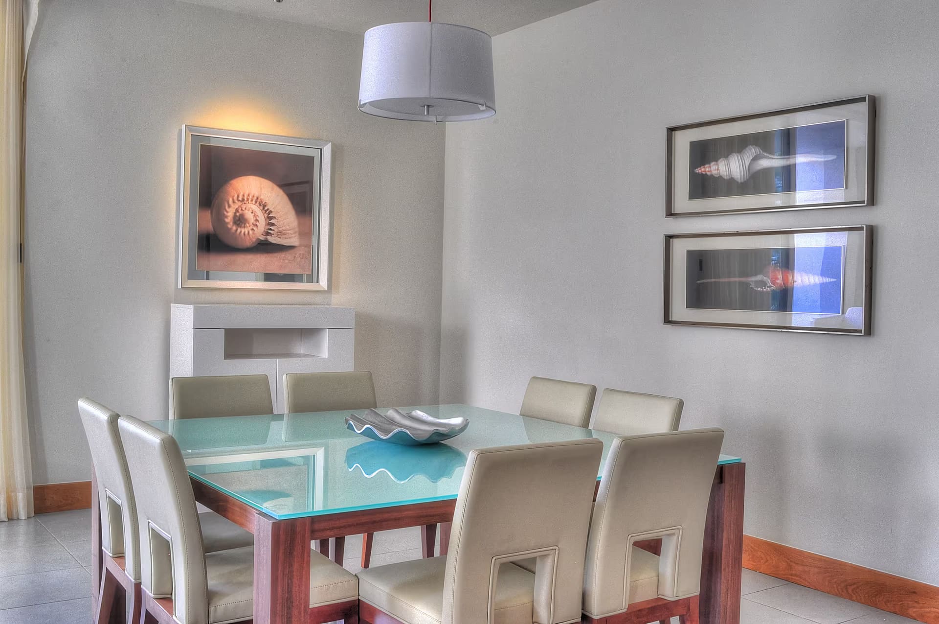 Superior 2 Bedroom
